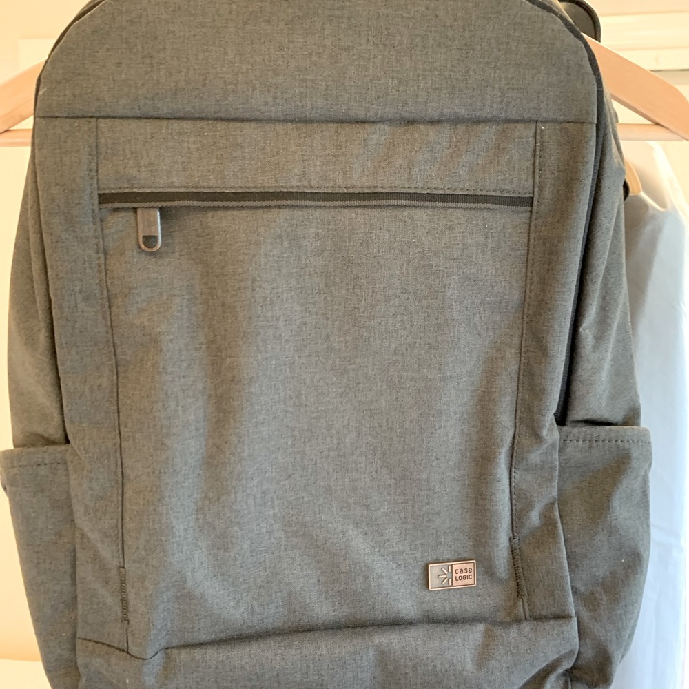 CASE LOGIC backpack NWOT